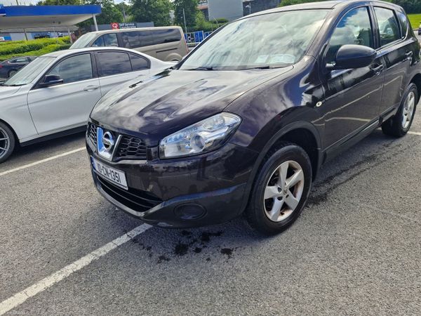 Nissan Qashqai Hatchback, Diesel, 2010, Black