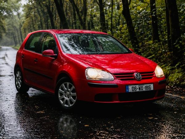 Volkswagen Golf Hatchback, Petrol, 2006, Red