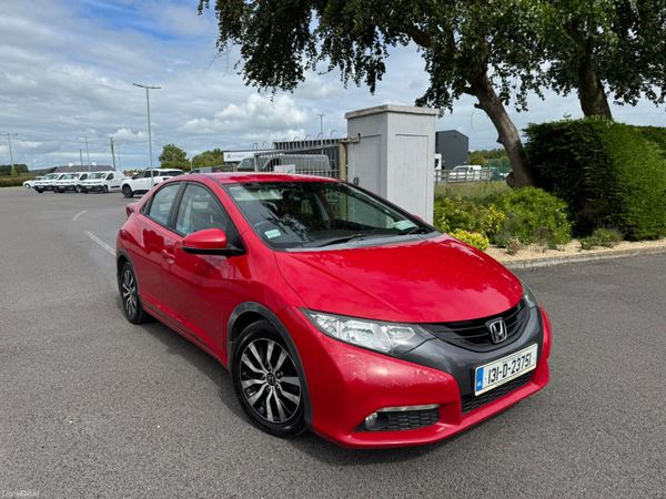 Honda Civic Hatchback, Diesel, 2013, Red