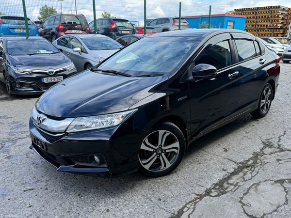 Honda Grace Hatchback, Petrol Hybrid, 2015, Black