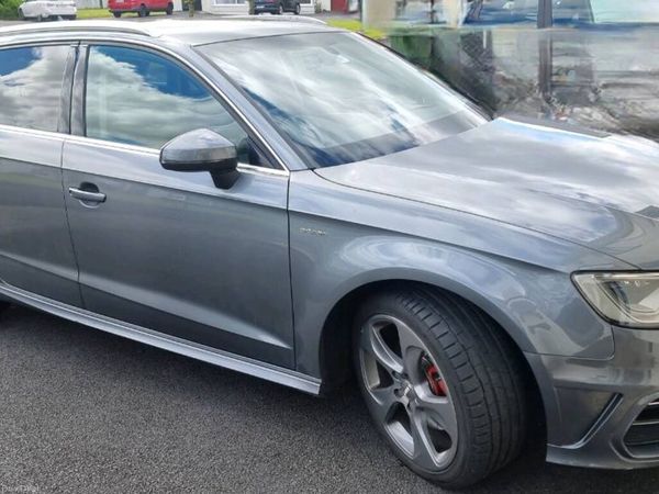 Audi A3 Hatchback, Petrol Plug-in Hybrid, 2015, Grey