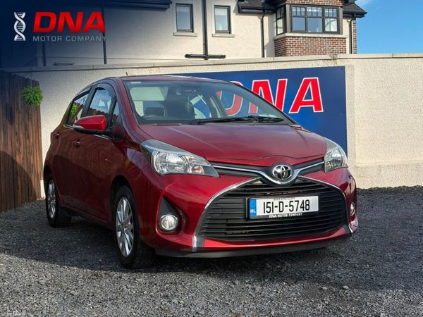 Toyota Yaris MPV, Petrol, 2015, Red