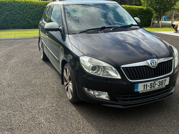 Skoda Fabia Hatchback, Petrol, 2011, Black