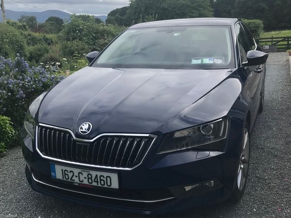Skoda Superb Hatchback, Diesel, 2016, Blue