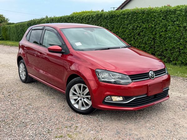 Volkswagen Polo Hatchback, Petrol, 2016, Red