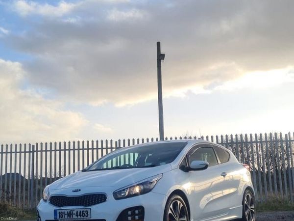 Kia Ceed Hatchback, Diesel, 2018, White