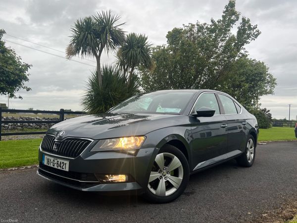 Skoda Superb Hatchback, Diesel, 2016, Grey