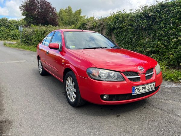 Nissan Almera Saloon, Petrol, 2005, Red