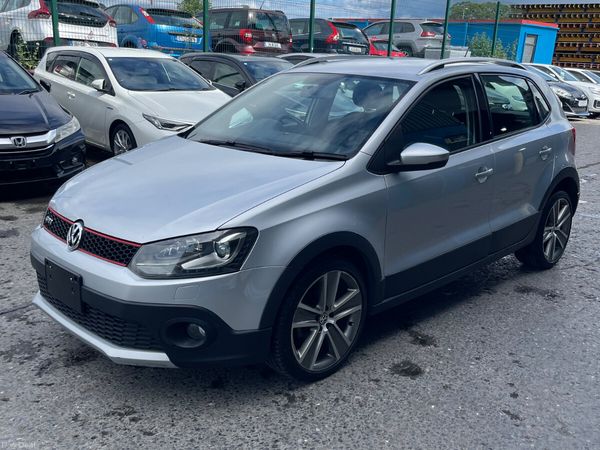 Volkswagen Polo Hatchback, Petrol, 2012, Silver