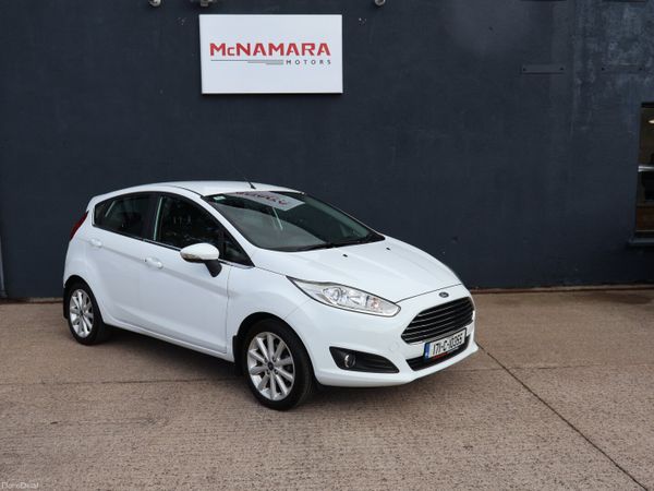 Ford Fiesta Hatchback, Petrol, 2017, White