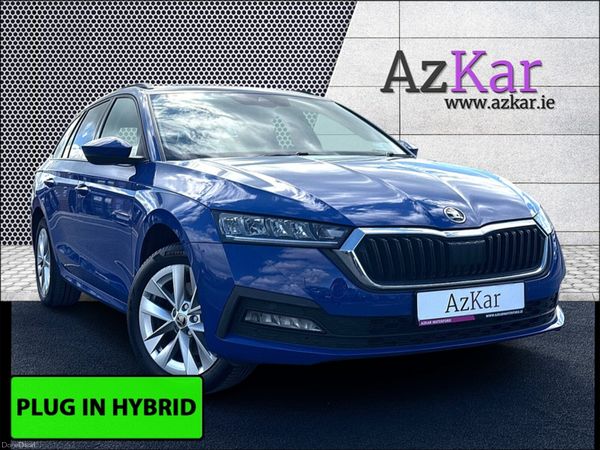 Skoda Octavia Estate, Petrol Plug-in Hybrid, 2022, Blue