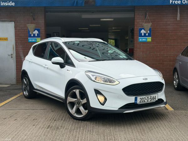 Ford Fiesta Hatchback, Petrol, 2020, White