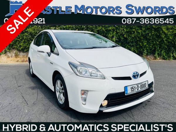 Toyota Prius Hatchback, Petrol Hybrid, 2015, White