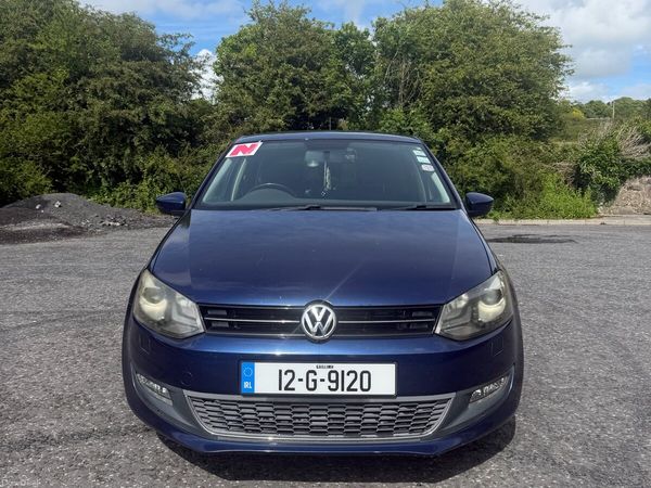 Volkswagen Polo Hatchback, Petrol, 2012, Blue
