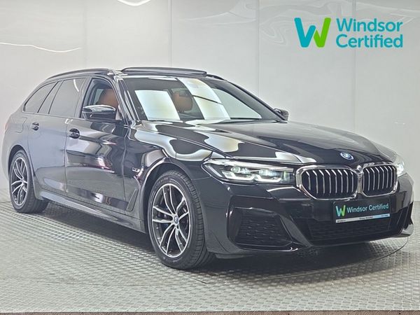 BMW 5-Series Estate, Petrol Hybrid, 2023, Black