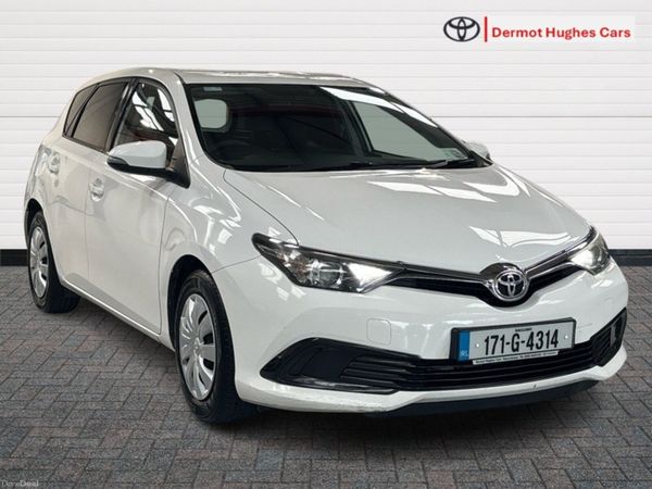 Toyota Auris Hatchback, Diesel, 2017, White