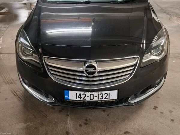 Opel Insignia Hatchback, Diesel, 2014, Black