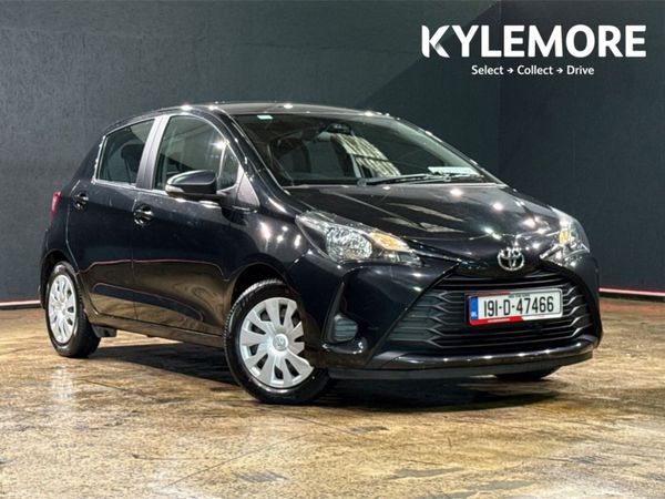 Toyota Yaris Hatchback, Petrol, 2019, Black