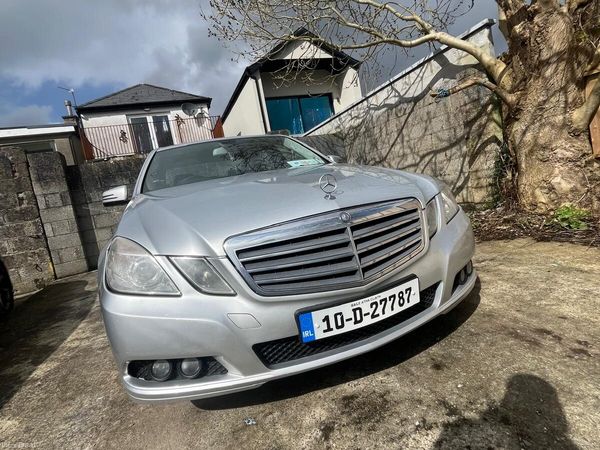 Mercedes-Benz E-Class Saloon, Diesel, 2010, Silver
