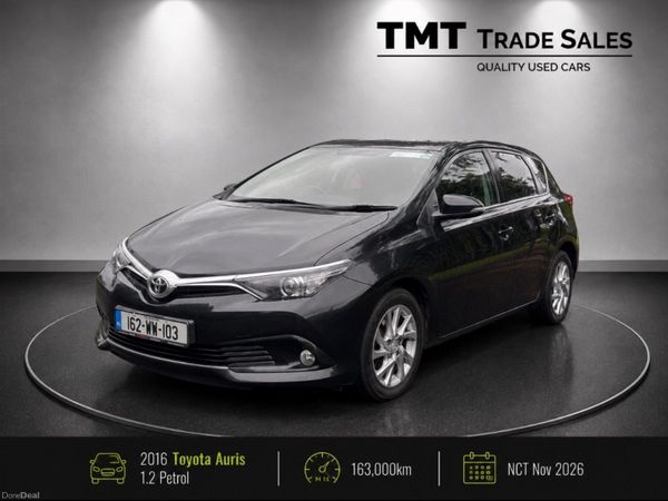 Toyota Auris Hatchback, Petrol, 2016, Black