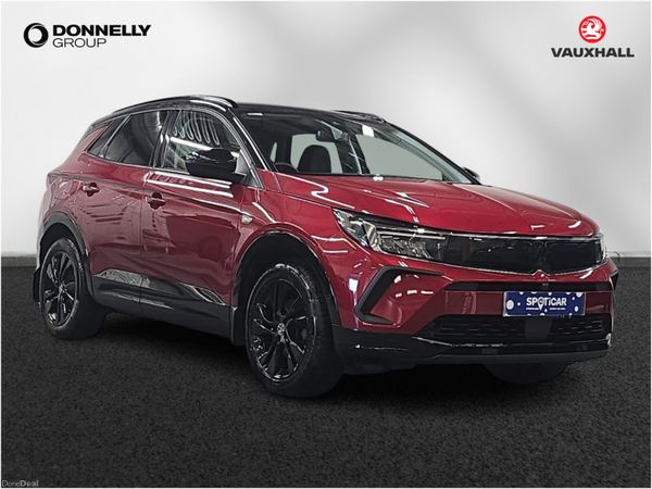 Vauxhall Grandland Hatchback, Diesel, 2022, Red