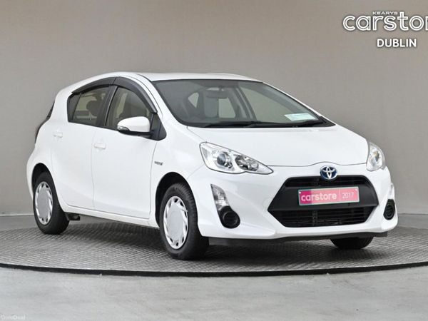 Toyota Aqua Hatchback, Petrol Hybrid, 2017, White