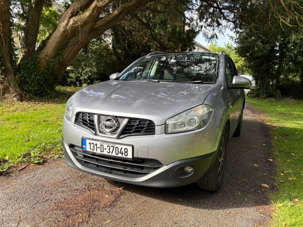 Nissan Qashqai Hatchback, Diesel, 2013, Grey