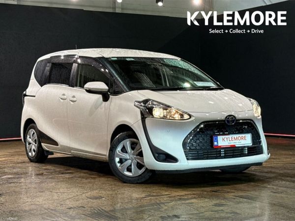 Toyota Sienta MPV, Petrol Hybrid, 2021, White