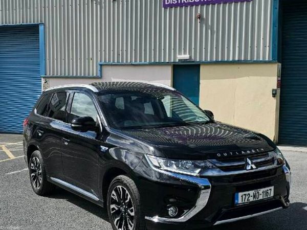 Mitsubishi Outlander SUV, Petrol Plug-in Hybrid, 2017, Black