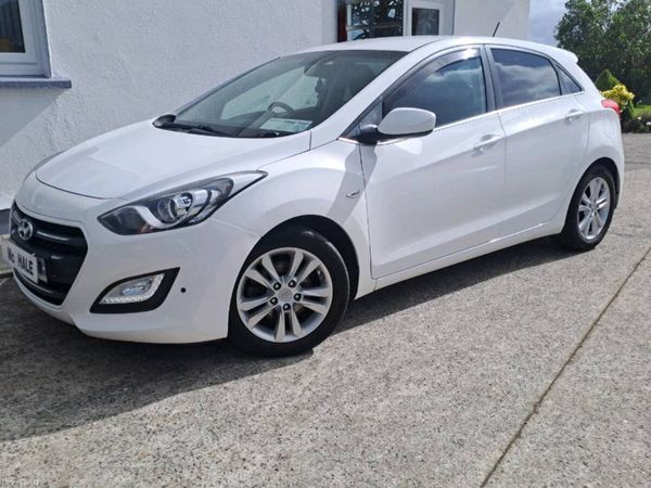 Hyundai i30 Hatchback, Diesel, 2015, White