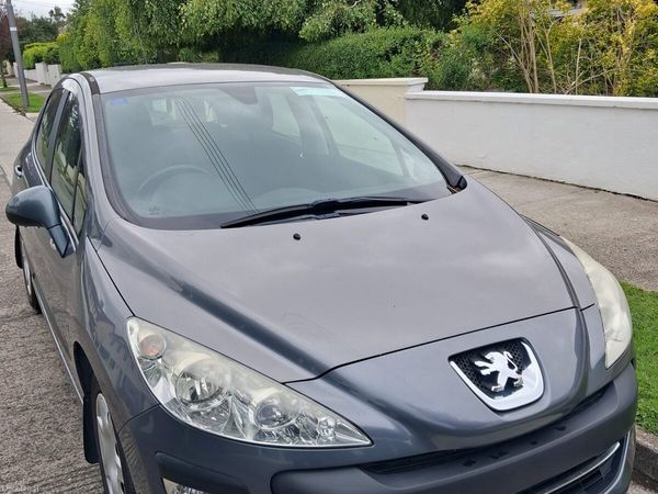 Peugeot 308 Hatchback, Diesel, 2011, Grey