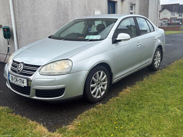 Volkswagen Jetta Saloon, Diesel, 2008, Silver
