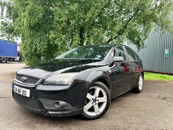 Ford Focus Hatchback, Petrol, 2008, Black
