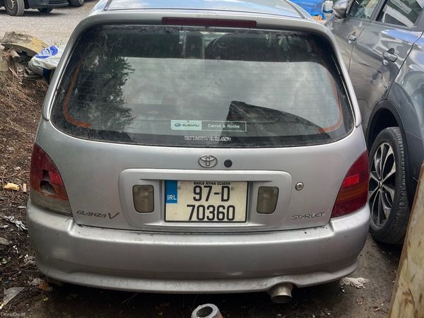 Toyota Starlet Hatchback, Petrol, 1997, Silver