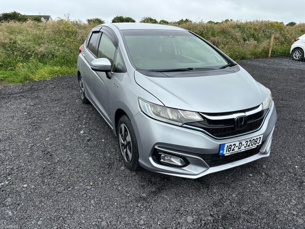Honda Fit Hatchback, Petrol Hybrid, 2018, Silver