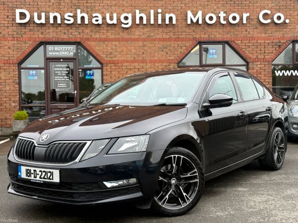 Skoda Octavia Saloon, Petrol, 2018, Black