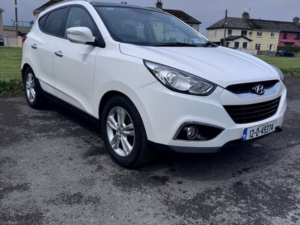 Hyundai ix35 SUV, Diesel, 2012, White
