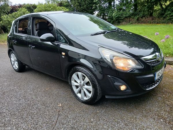 Vauxhall Corsa Hatchback, Petrol, 2014, Black