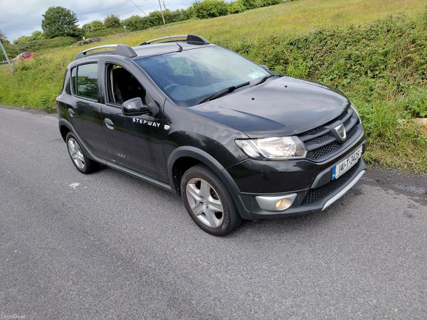 Dacia Sandero Stepway Hatchback, Petrol, 2014, Black