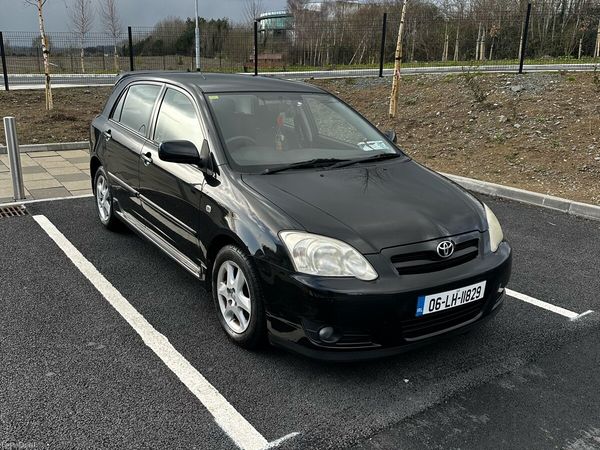 Toyota Corolla Hatchback, Petrol, 2006, Black