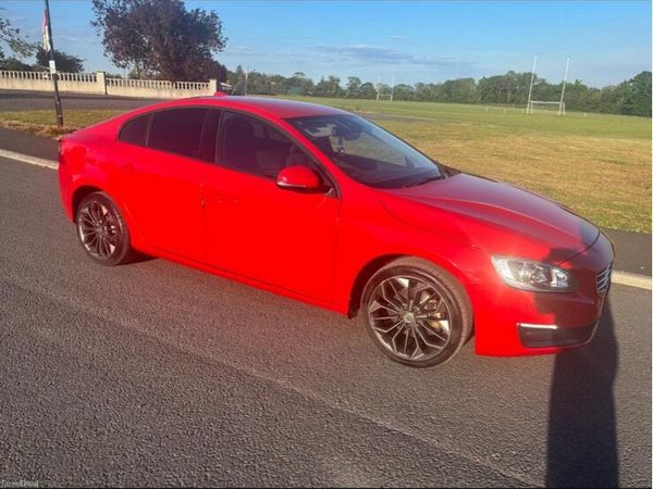 Volvo S60 Saloon, Diesel, 2015, Red