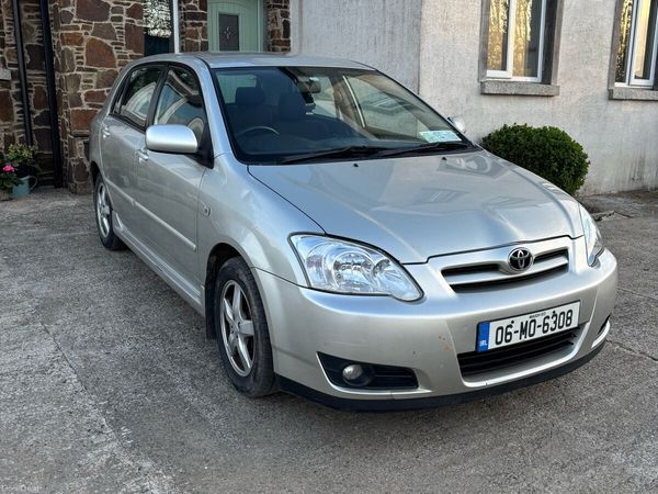 Toyota Corolla Hatchback, Diesel, 2006, Silver