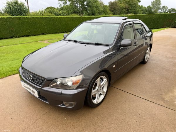 Lexus IS Saloon, Petrol, 2004, Grey