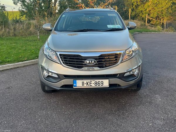 Kia Sportage SUV, Diesel, 2011, Silver