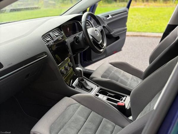Volkswagen Golf Hatchback, Petrol, 2018, Navy