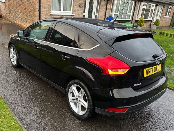 Ford Focus Hatchback, Diesel, 2017, Black