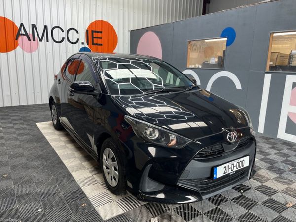 Toyota Yaris Hatchback, Petrol, 2021, Black