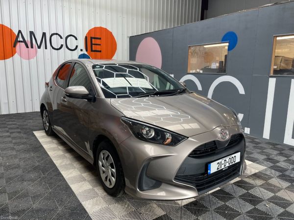 Toyota Yaris Hatchback, Petrol, 2021, Silver