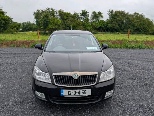 Skoda Octavia Saloon, Diesel, 2012, Black