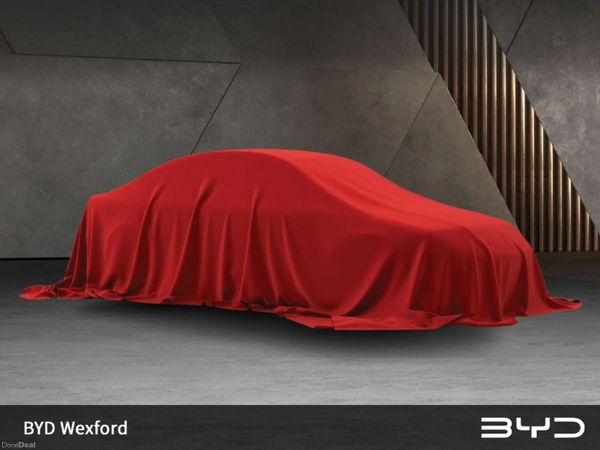 Nissan Qashqai MPV, Petrol, 2022, Red